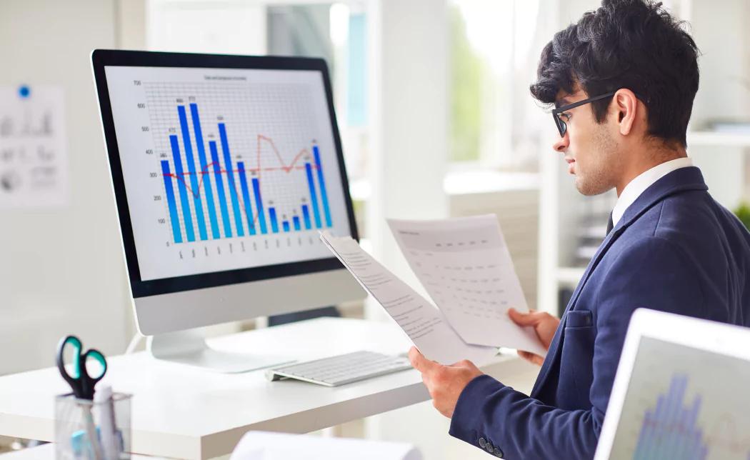 Our data analytics services start with a proper understanding of your business goals and the purpose of data analysis. We find KPIs and establish clear metrics to measure success in your data analytics journey. 