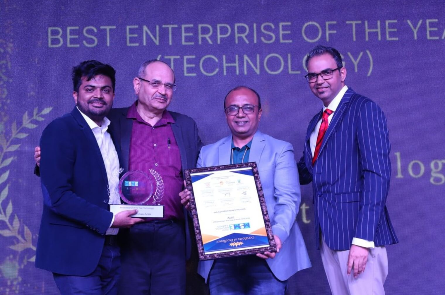 ViitorCloud shines bright: awarded best tech company in India for 2022 at MSME awards